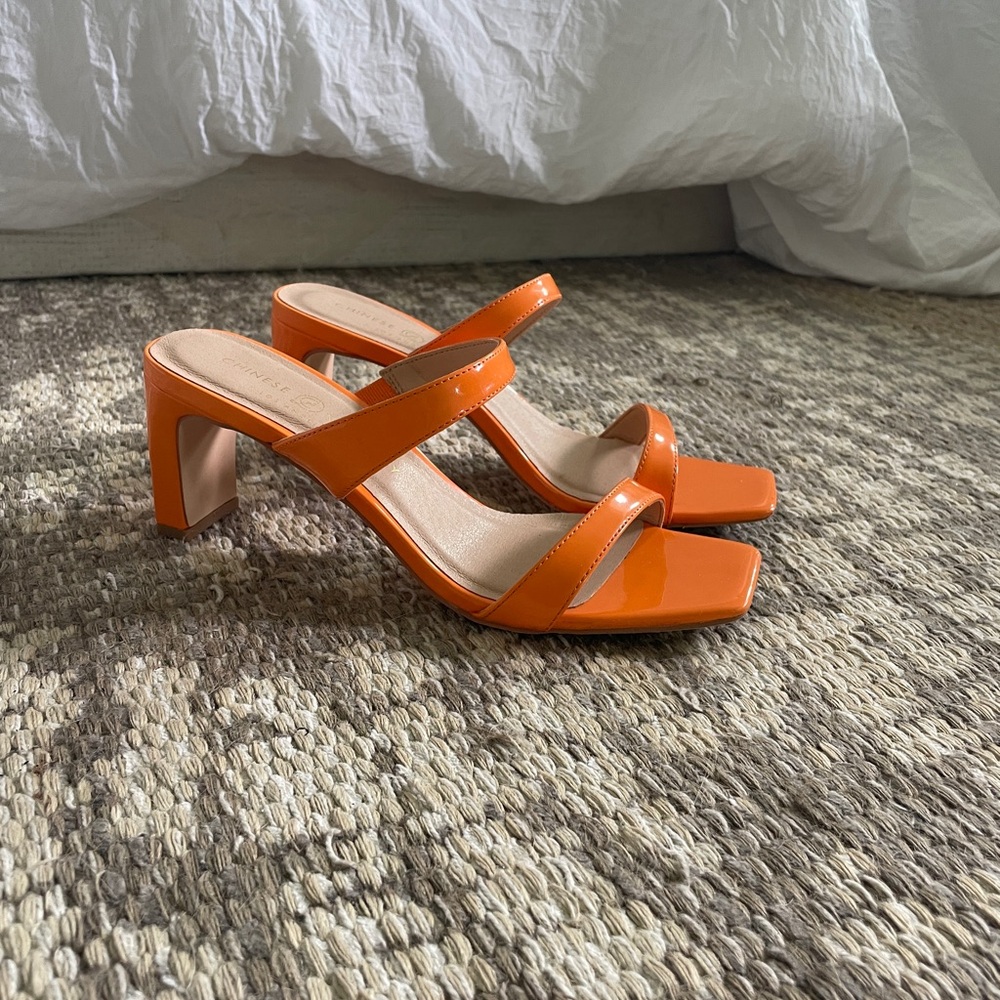 Chinese Laundry, Yanti Slide, 8